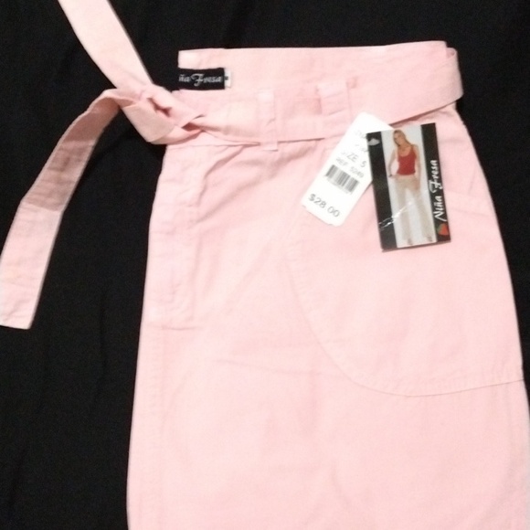 Pink mini skirt - Picture 10 of 13